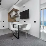 Poseidon Deluxe перша лінія з басейном אודסה