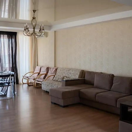 Poseidon Deluxe перша лінія з басейном Appartamento Odessa