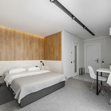 Poseidon Deluxe перша лінія з басейном * Odessa