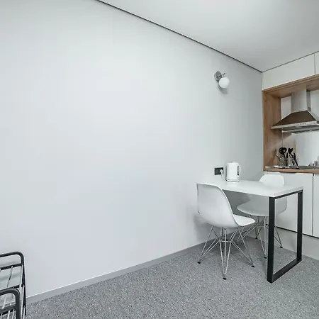 Poseidon Deluxe перша лінія з басейном Apartment *