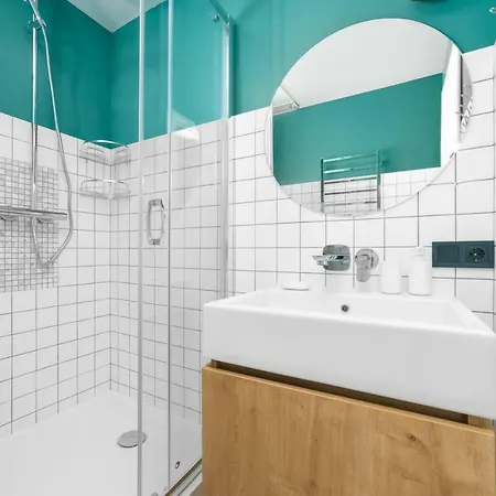 Poseidon Deluxe перша лінія з басейном Appartement