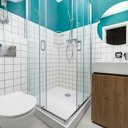 Poseidon Deluxe перша лінія з басейном Odesa