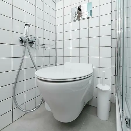 Apartment Poseidon Deluxe перша лінія з басейном Odesa