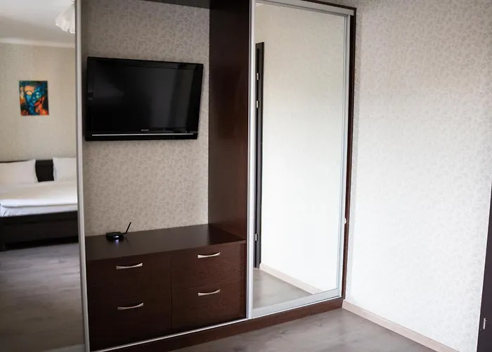 Apartment Poseidon Deluxe перша лінія з басейном Odessa