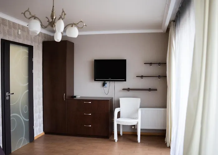 Poseidon Deluxe перша лінія з басейном Apartment Odesa