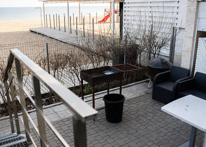 Poseidon Deluxe перша лінія з басейном Odessa