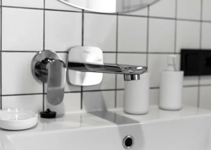 Poseidon Deluxe перша лінія з басейном Apartment Odessa