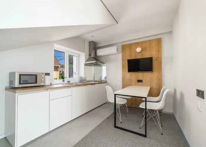 Poseidon Deluxe перша лінія з басейном * Odesa