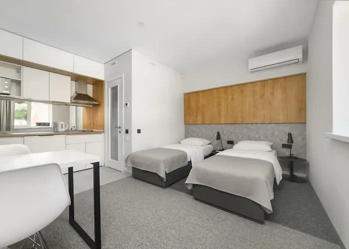 Poseidon Deluxe перша лінія з басейном * Odesa