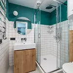 Poseidon Deluxe перша лінія з басейном Apartman *